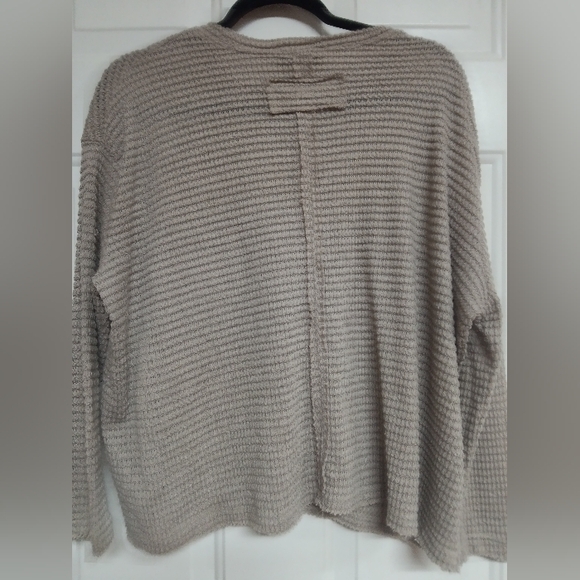 🦄 Free People Beige Waffle Knit Sweater M Oversized 24" Pit - Picture 8 of 9
